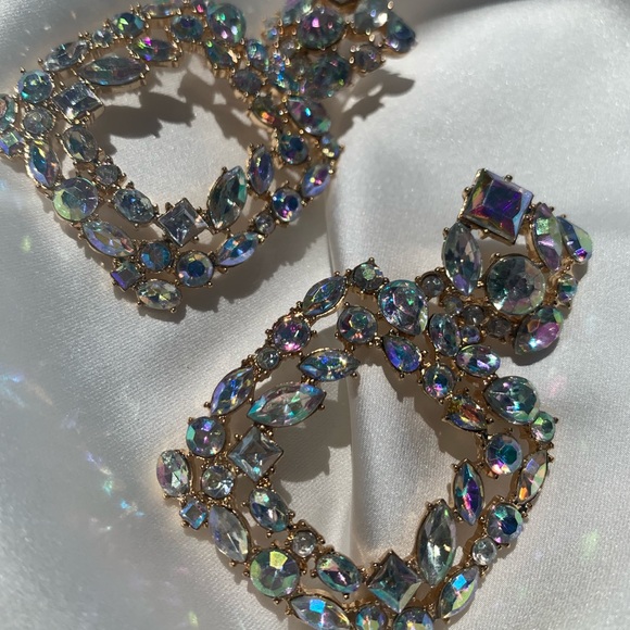 Rhinestone Square Earrings - Picture 3 of 7